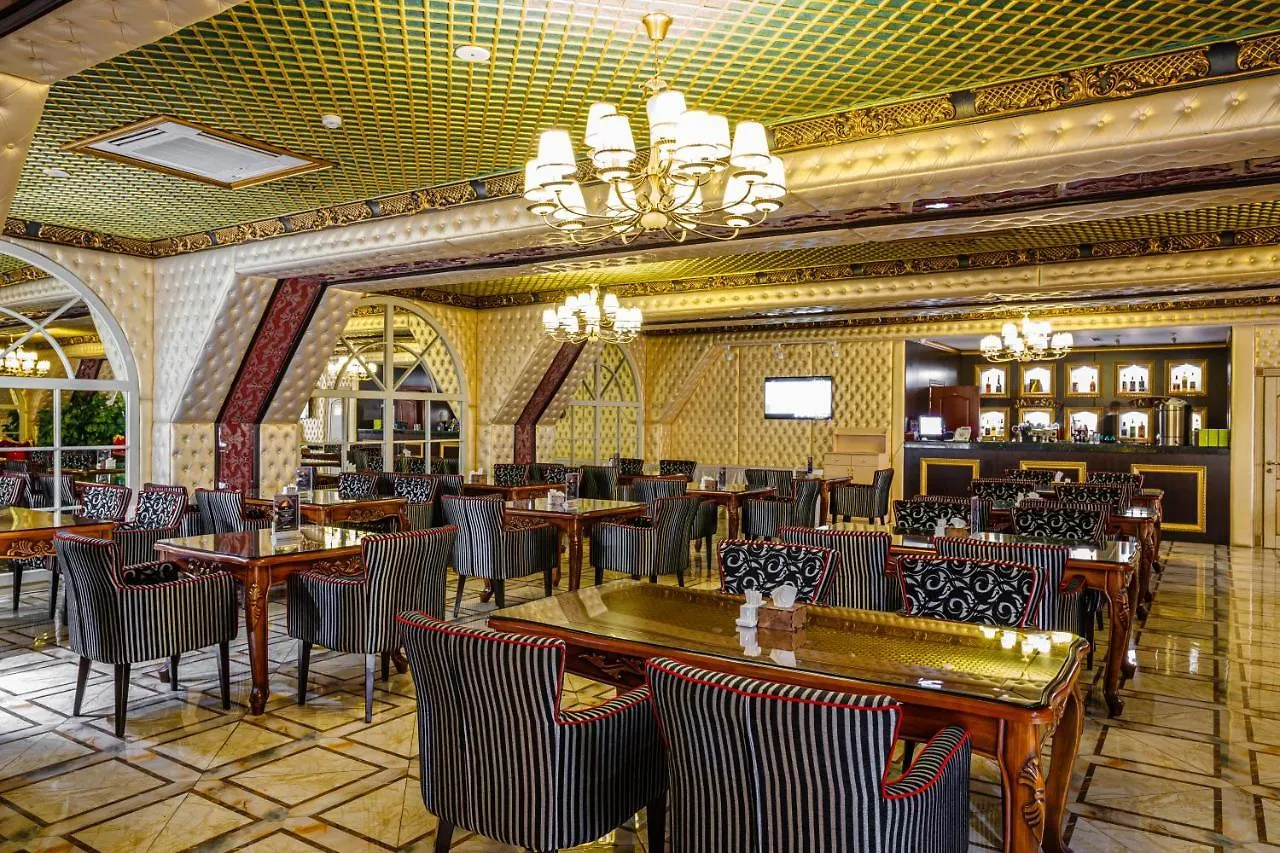 Grand Opera Hotel 阿拉木图